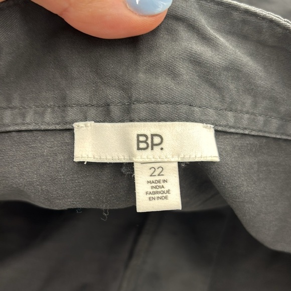 BP. Shorts - Picture 5 of 6
